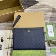 Gucci Clutch Bags